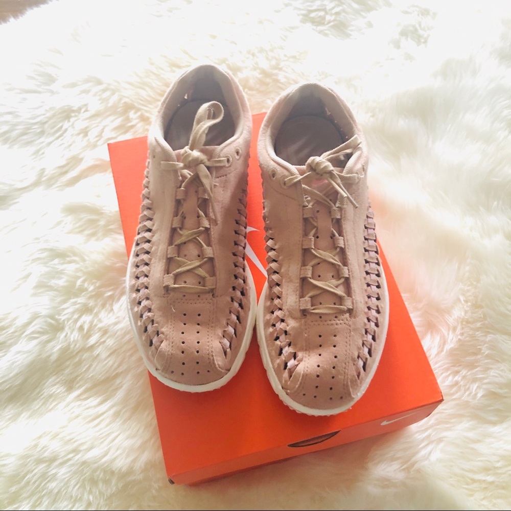 Nike Mayfly woven women’s shoe.